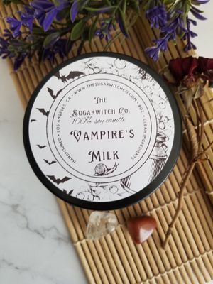 Botanical Candle - Vampire's Milk