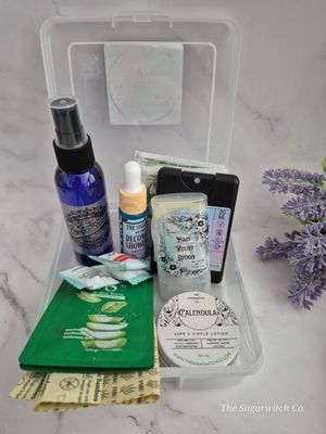 what comes inside Herbal first aid kit