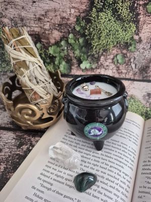 Ceramic Cauldron Candle - Cruel Summer