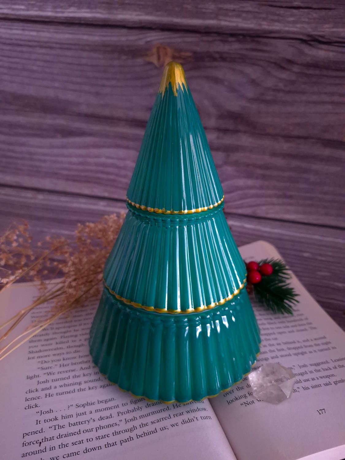Double Decker Glass Tree Botanical Candle - Merry Yule