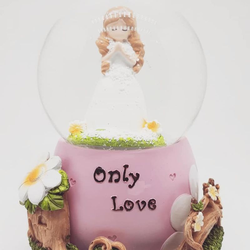 boule de neige musicale et lumineuse