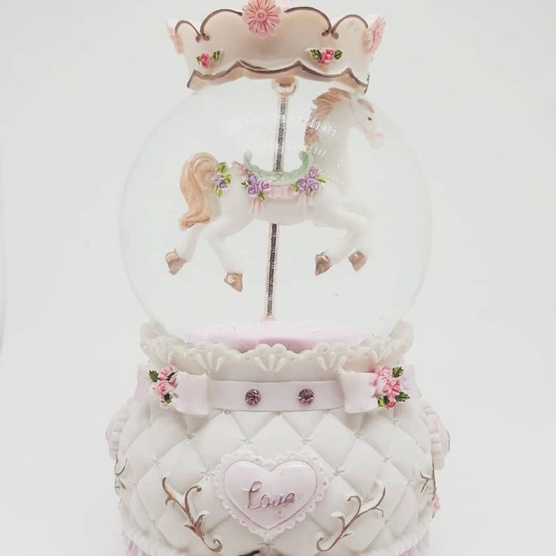 boule de neige musicale et lumineuse