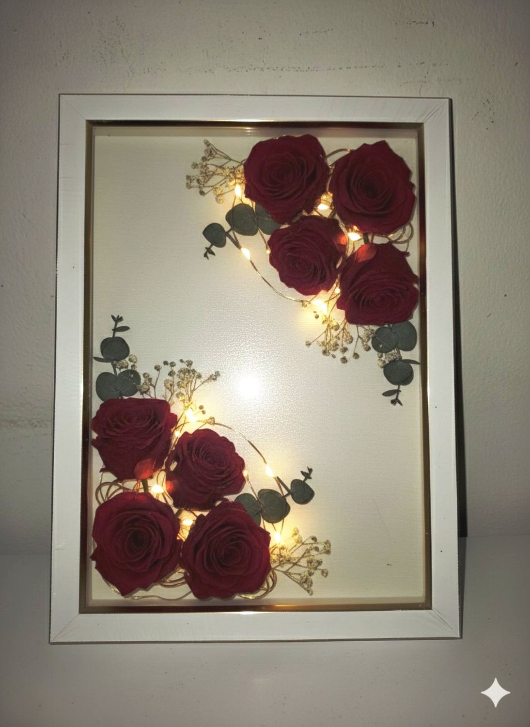 كادر 20*30 ثلاثي الابعاد (ينفتح من الاعلى)