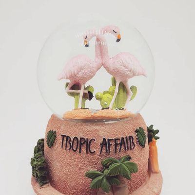 boule de neige musicale et lumineuse