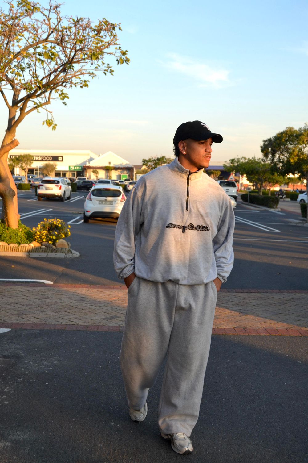 The Quarter  Zip - Grey