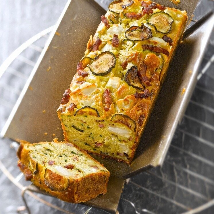 PASTEL DE CALABACIN y BERENJENA CON TOMATE CASERO Y REGADO CON SIROPE DE AGAVE ECOLÓGICO