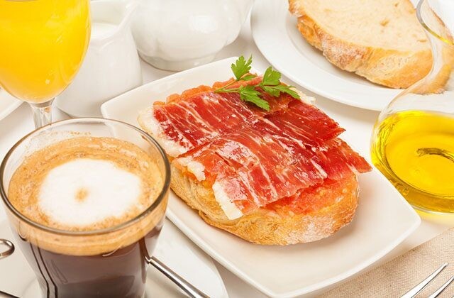 DESAYUNO COMPLETO N.º 4