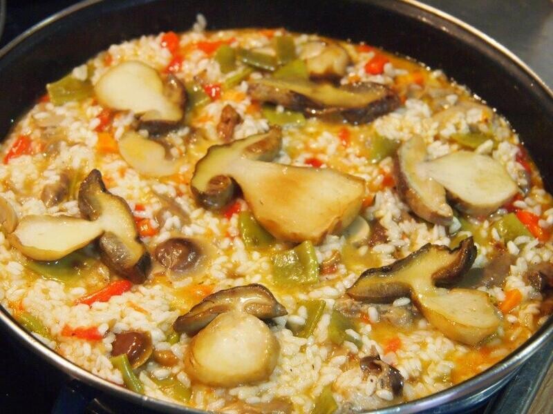 ARROZ (ECOLÓGICO)  DE VERDURAS DE LA HUERTA Y BOLETUS (VEGANO) (POR ENCARGO)