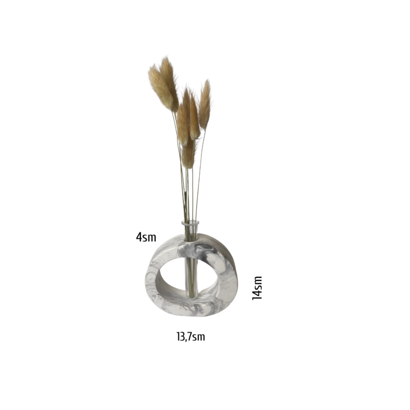 Vase for dried flowers with a flask.