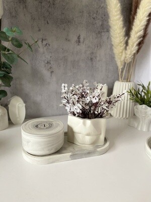 Set 22 with candle and decorative vase "lips"