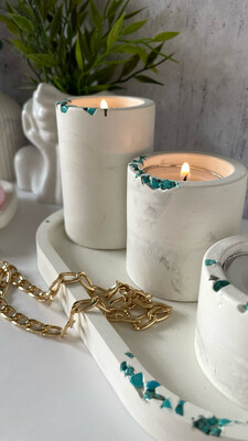 Set 10 Three candlesticks with turquoise stones on an oval stand