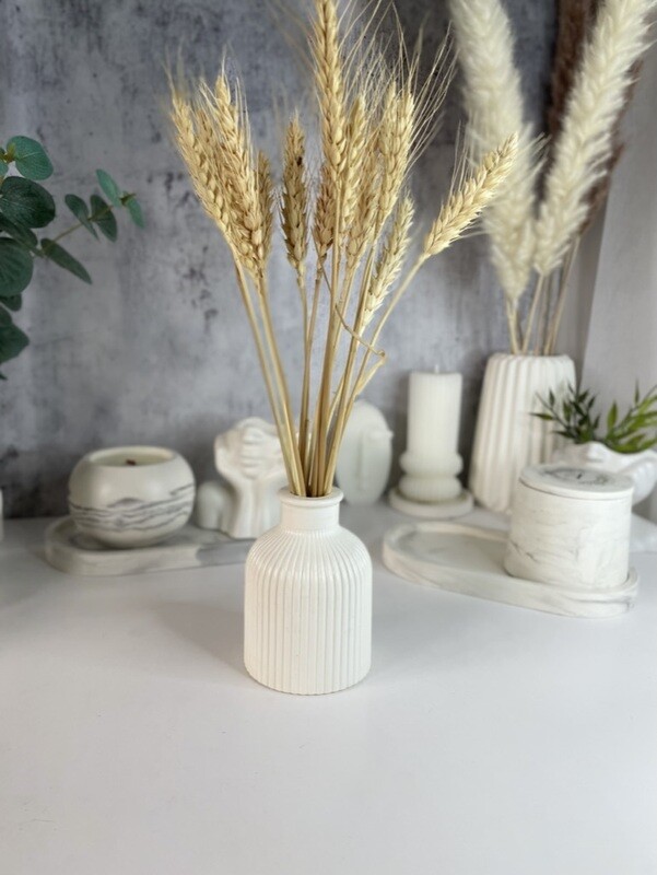 Vase for dried flowers