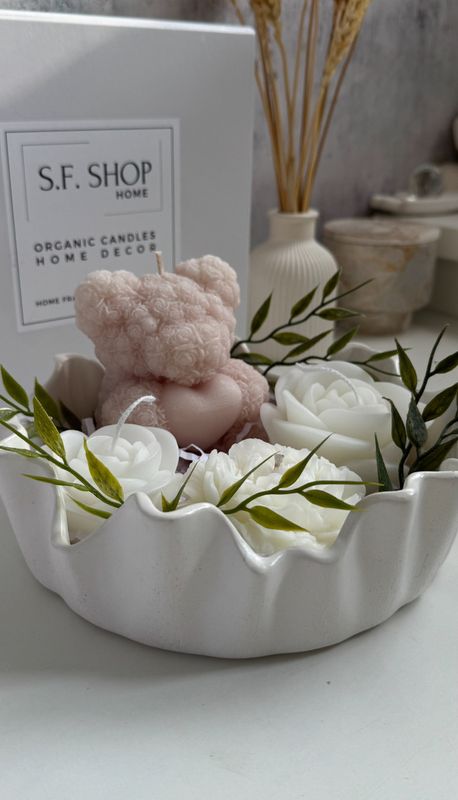 Gift set &quot;Happy Birthday&quot; candles flowers and candle bear on an elegant stand