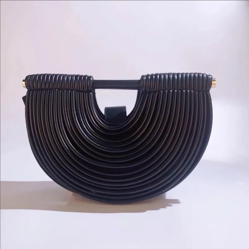Show Me Clutch (Black)