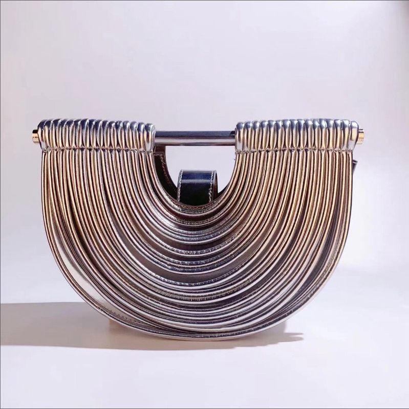 Show Me Clutch (silver)