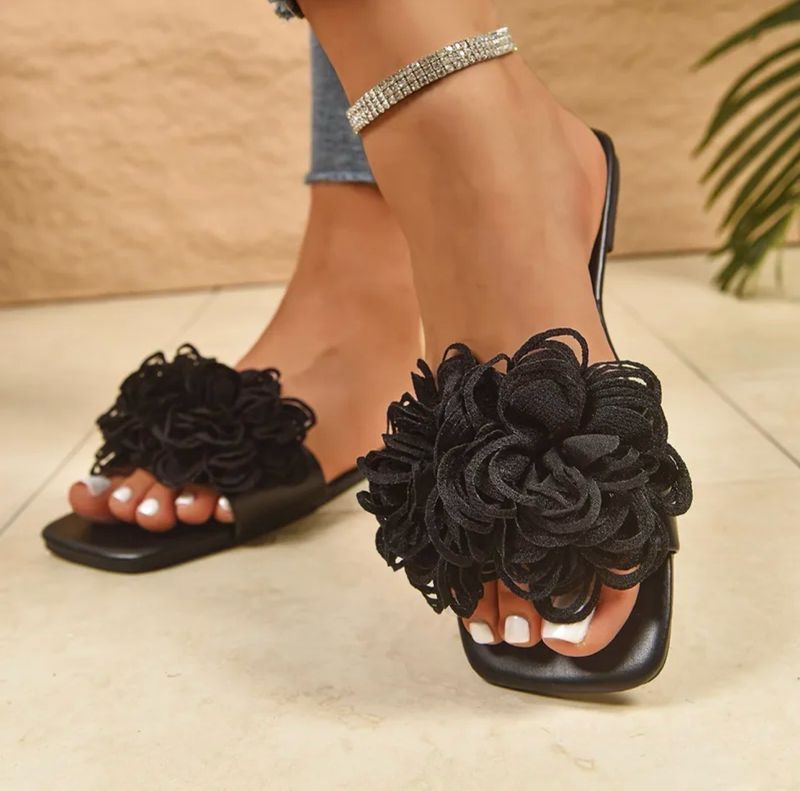 Black Pom Pom Slides (in store purchase only)