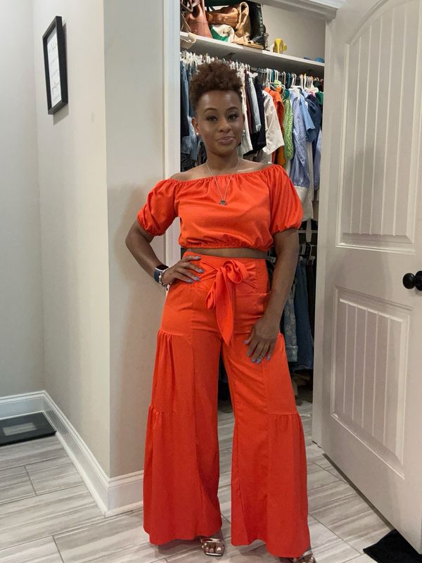 Sunset Orange Resort Set