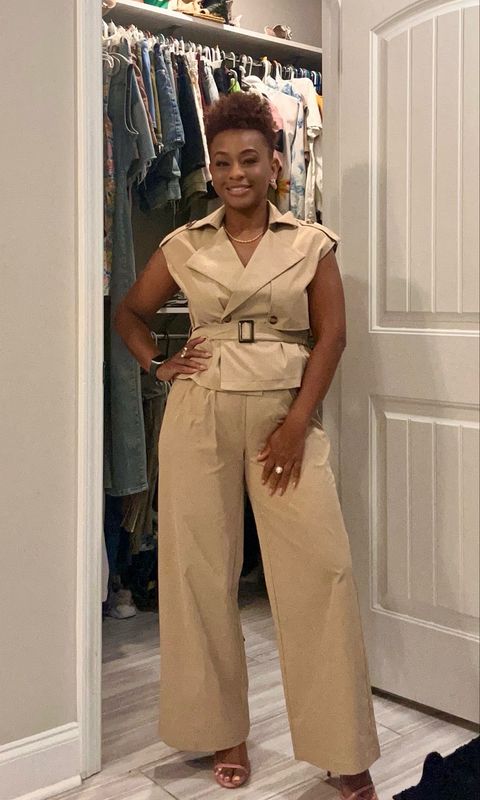 Sleeveless Khaki Suit