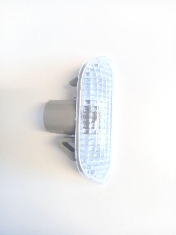 Left marker lamp