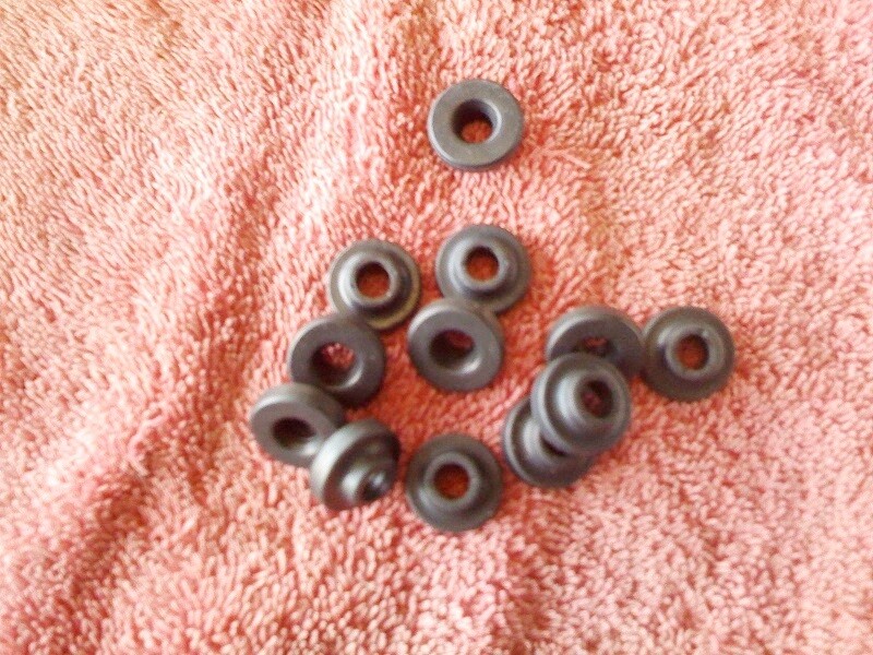 K1; K100RS; K1100LT; K1200; F650 Cam Cover/ Crank Case Bolt Seal. (T1-S0)