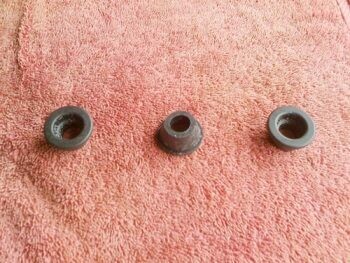 K75; K100 8v Cone Shaped Rubber Foot Rest Mount. Mount. (T4-S15)