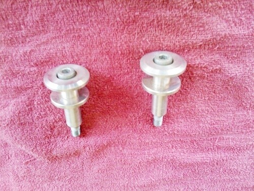 K1200S; K1300S; K1200R Sport; K1300R Seat Latch Pin. (T13-S17)