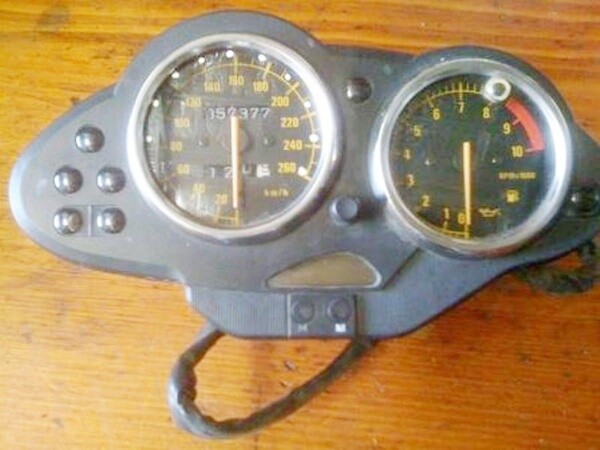 R1100S Gauge Cluster Non ABS (S-26)