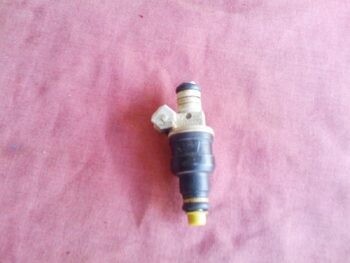 K75; K100 8v Series Fuel Injection valve. (T8-S16)