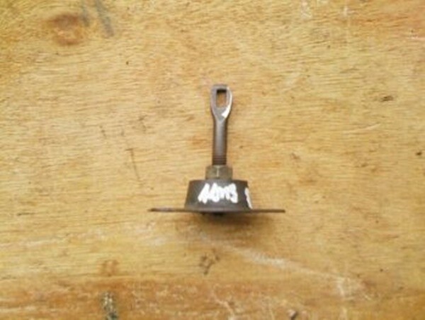 K75; K100; K1; K100RS 16v; K1100 Seat Mount (T13-S17)