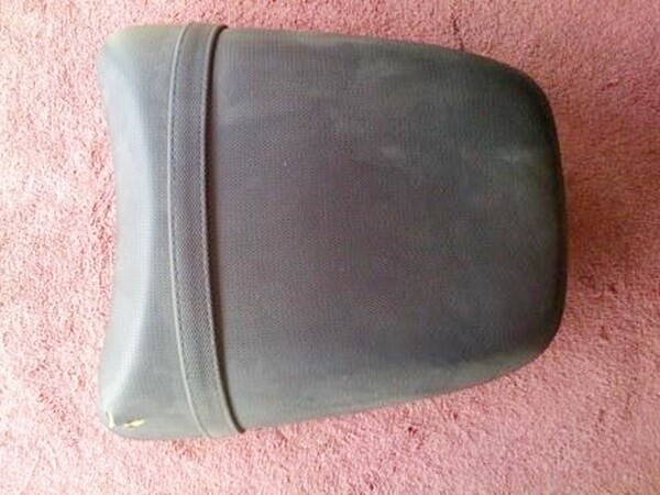 R850;R1150;R1150 Rockster Pillion Seat. (C-1)