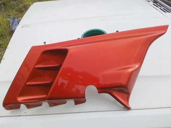 K100RS Right Lower Fairing Panel. (B-W)