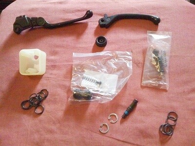 Front Brakes Master Cylinders &amp; Fittings