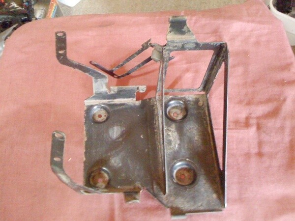 R850RT; R1150R Battery Tray (T5-S25))