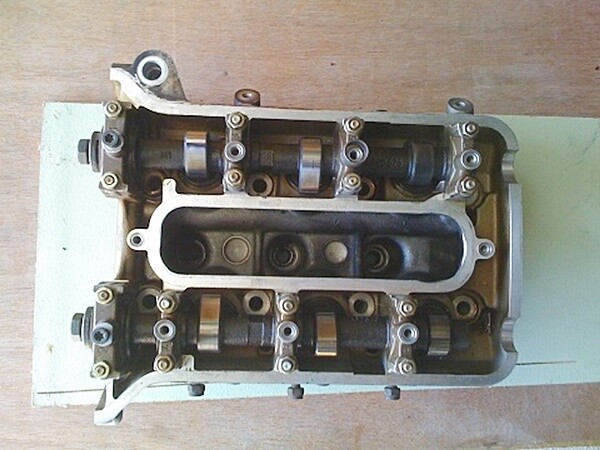 K75 Series Cylinder Head with Cams (S-C)