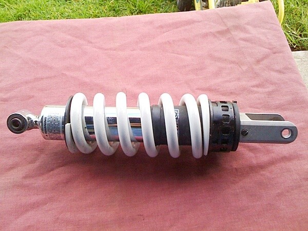 K1200RS 09/1996 - 08/2000 Rear Shock. (W-1.5)