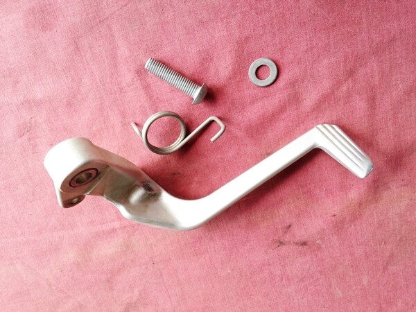 K1200GT; K1300GT Rear Brake Pedal.
(S-9)