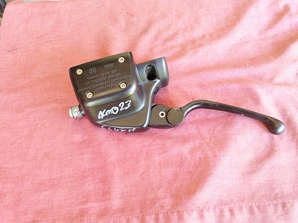 K1200GT; K1300GT Clutch Master Cylinder with Lever. (T9-S16)