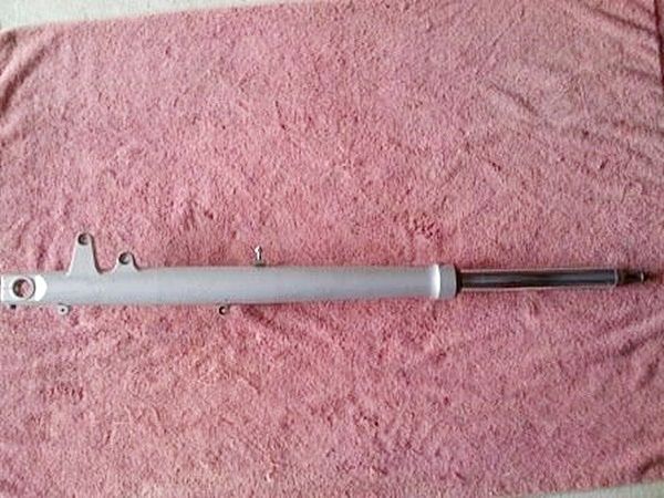 R850R; R1150R Right Fork Leg