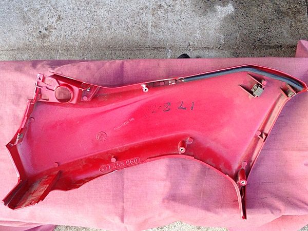 K75S Right and left Lower Fairing Panels.  (W-3)