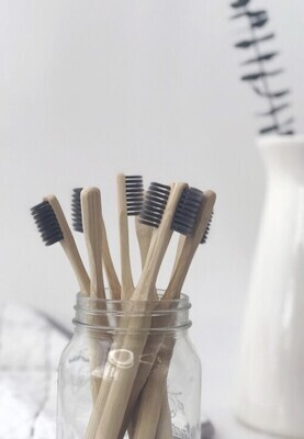 Brosse à dent - Noire