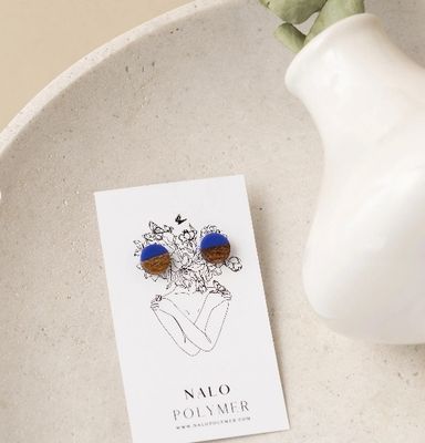 Clous en bois &amp; résine mauve foncé / Nalo Polymer