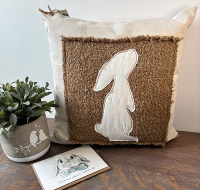 Coussin - Petit lapin curieux / La Récolte - Couleurs &amp; Créations