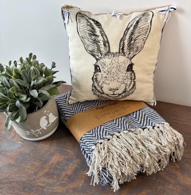 Petit coussin - Mon bébé lapin / La Récolte - Couleurs &amp; Créations