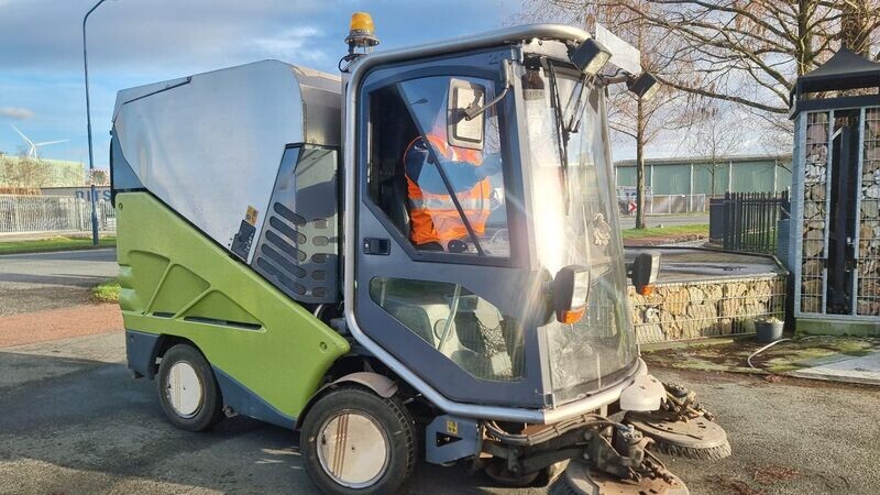 Tennant 636 zuigveegmachine Veegmachine veegwagen zuigwagen