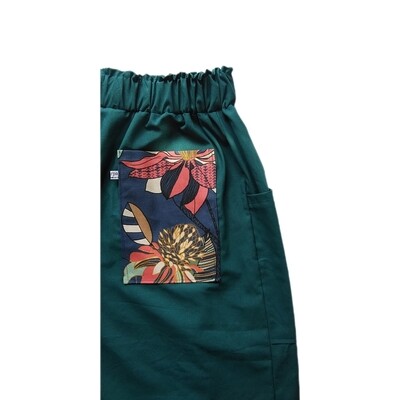 MAGNOLIA pantaloni cropped con tasche (lunghezza 70 cm) color ottanio, tasca maxi fiori, arricciati in vita - taglia unica