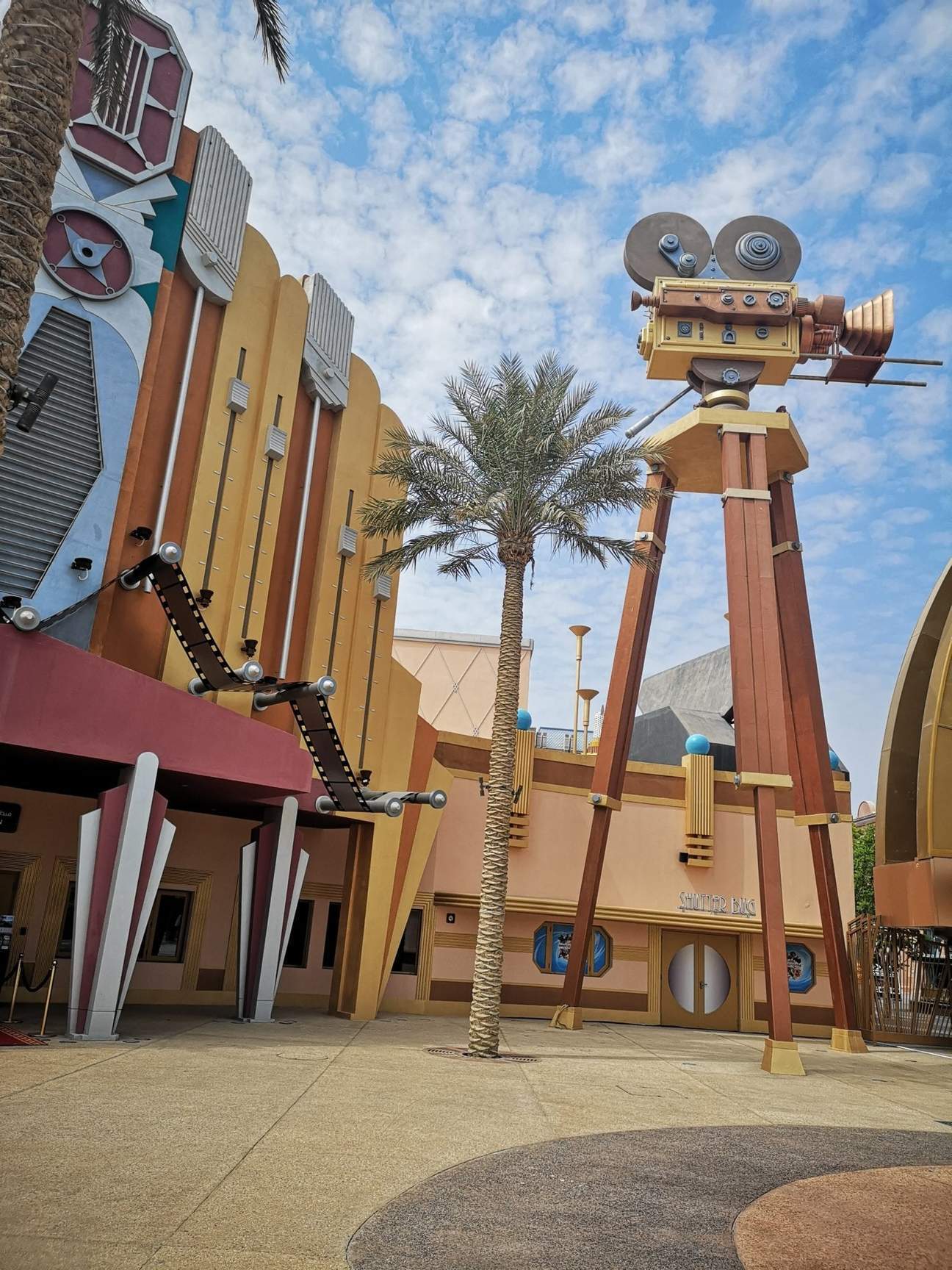 Motiongate дубай. Motiongate dubai аттракционы. моушен гейт парк в дубае. Motiongate dubai дубай. парк motiongate в дубае.