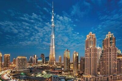 Burj Khalifa Dubai Admission Ticket + Dubai Mall Aquarium