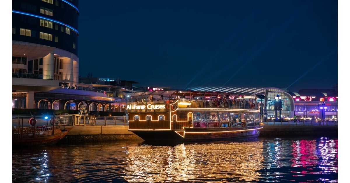 Luxury Dubai Canal Cruise