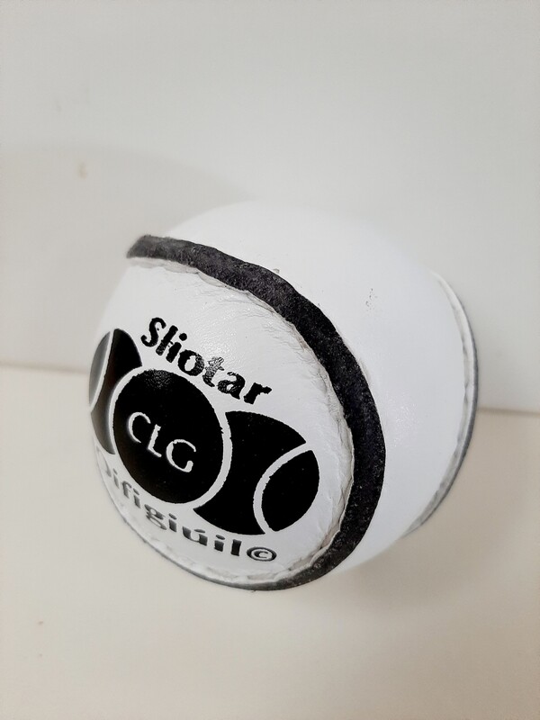 size 4 Sliotar