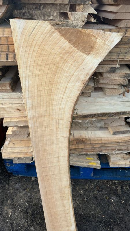 Large bás Junior hurls from €34 - €45